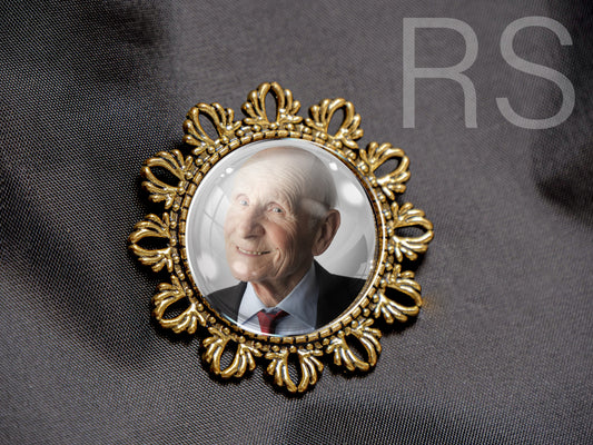 Broche dorée ronde , ancienne style baroque