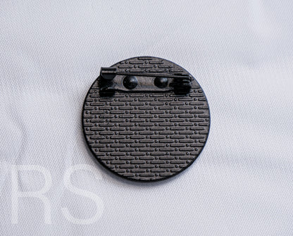 Broche noire mixte